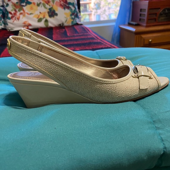 Beige Heels - Picture 3 of 4